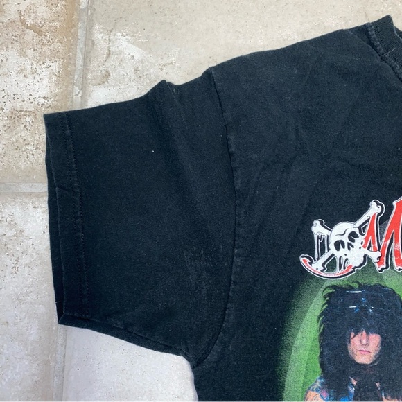 Motley Crue Dr. Feelgood Graphic T-Shirt 2021 Dr Feelgood Photo T-Shirt - Picture 5 of 7